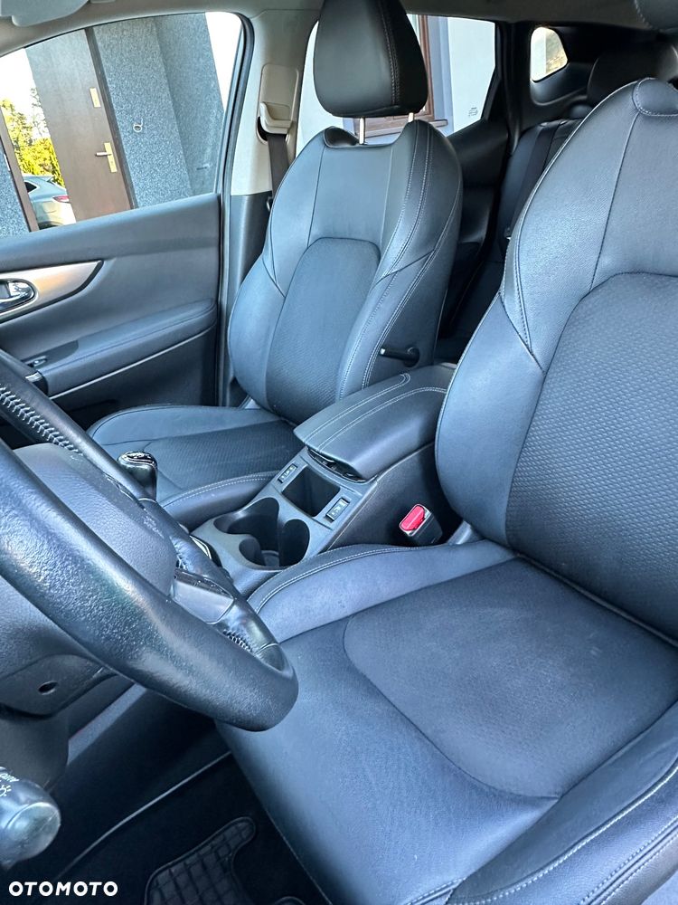 Nissan Qashqai 1.2 DIG-T Tekna EU6 - 12