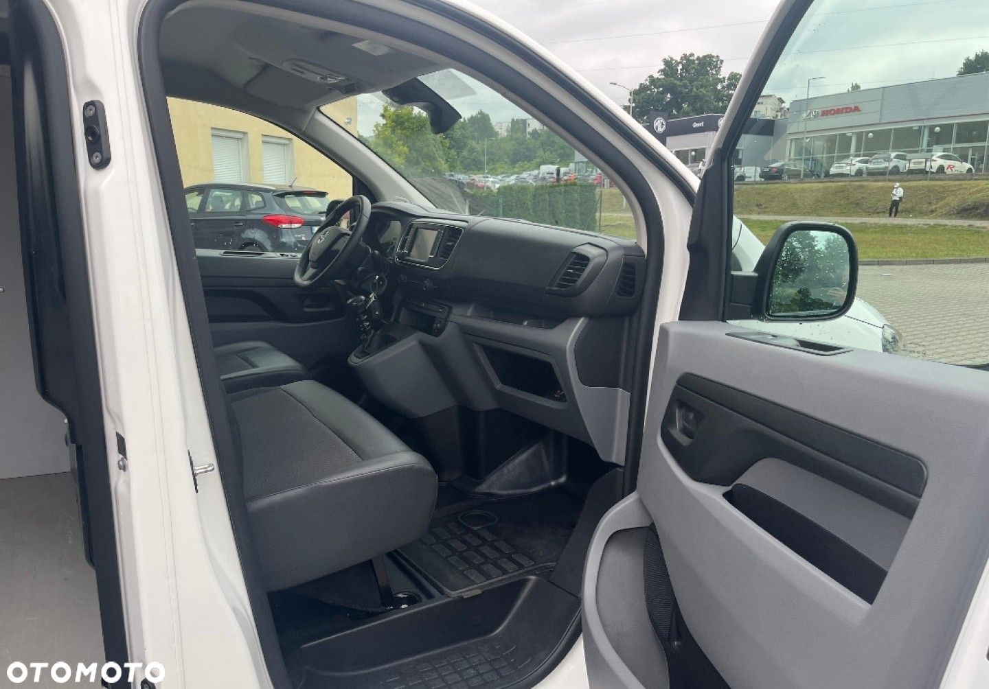 Opel VIVARO - 13