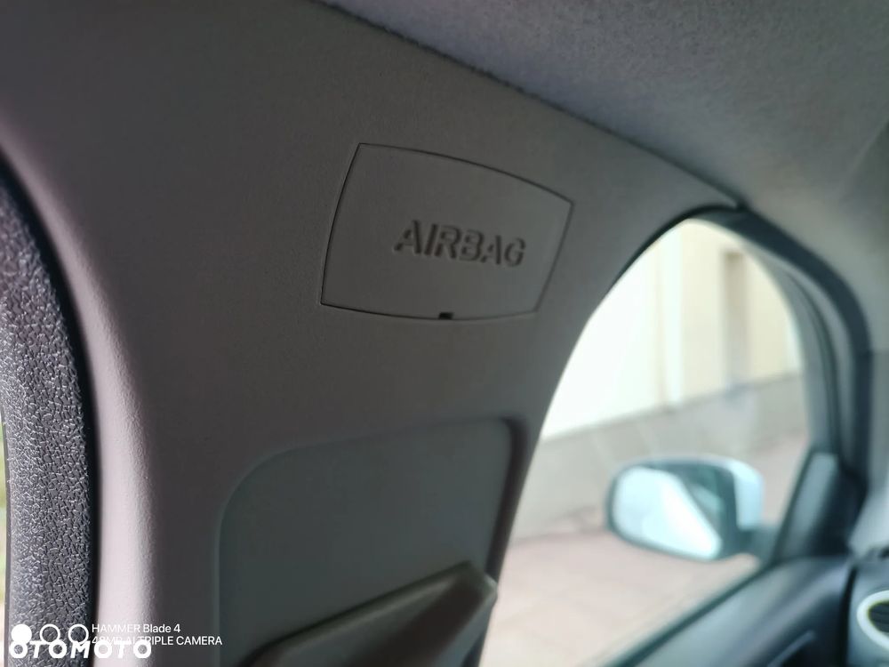 Ford Focus 1.8 Titanium - 23