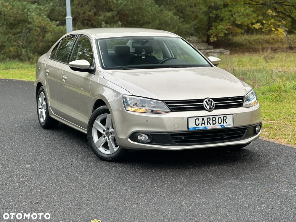 Volkswagen Jetta 1.2 TSI BlueMotion Technology Comfortline - 3