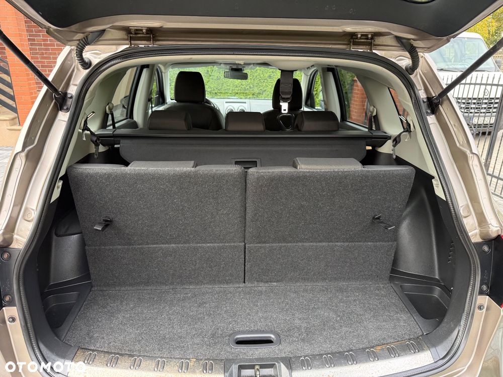 Nissan Qashqai+2 2.0 Tekna - 19
