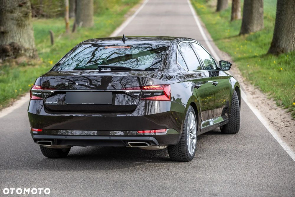 Skoda Superb 2.0 TSI 4x4 L&K DSG - 4