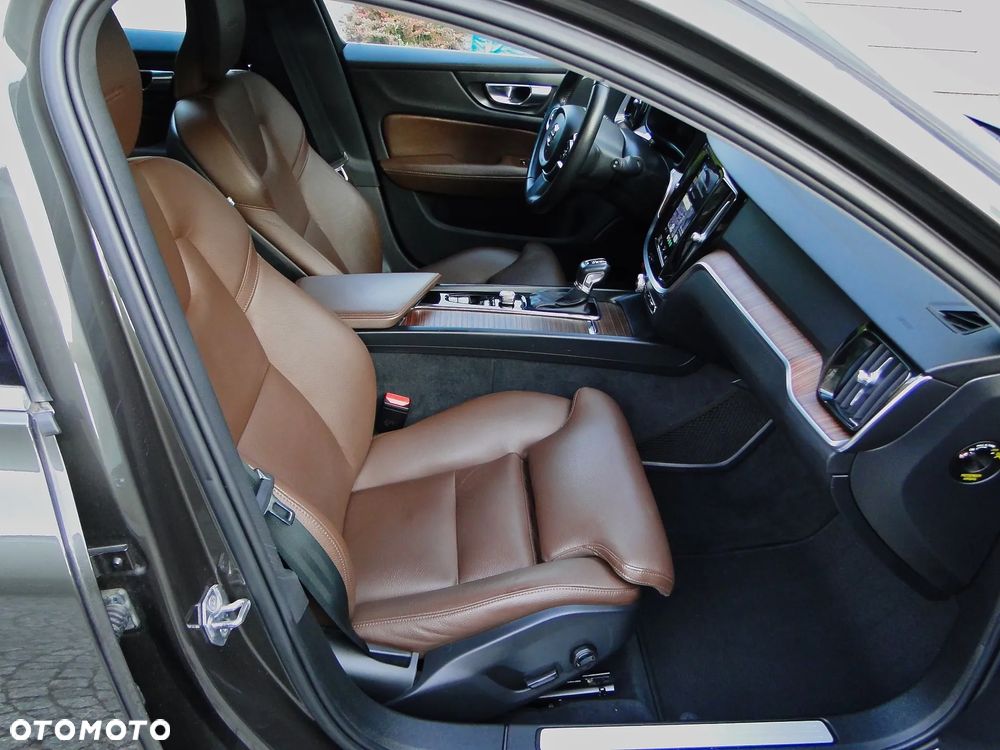 Volvo V60 D4 AWD Geartronic Inscription - 33