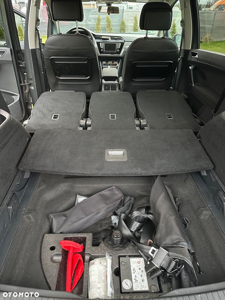 Volkswagen Touran 2.0 TDI SCR (BlueMotion Technology) DSG Comfortline - 20