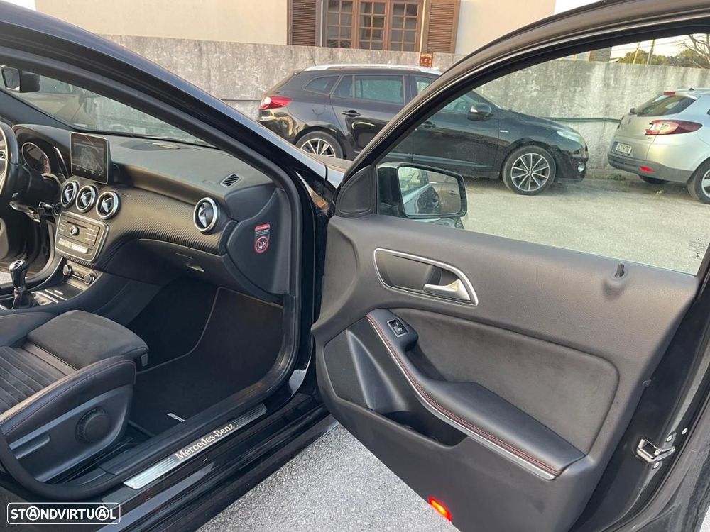 Mercedes-Benz A 200 CDi BE AMG Line - 17