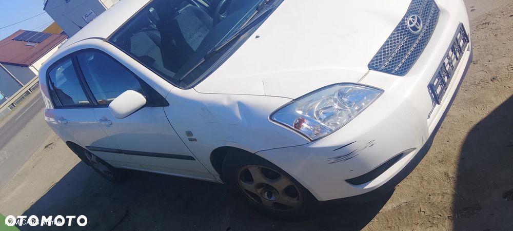 TOYOTA COROLLA E12 - 3