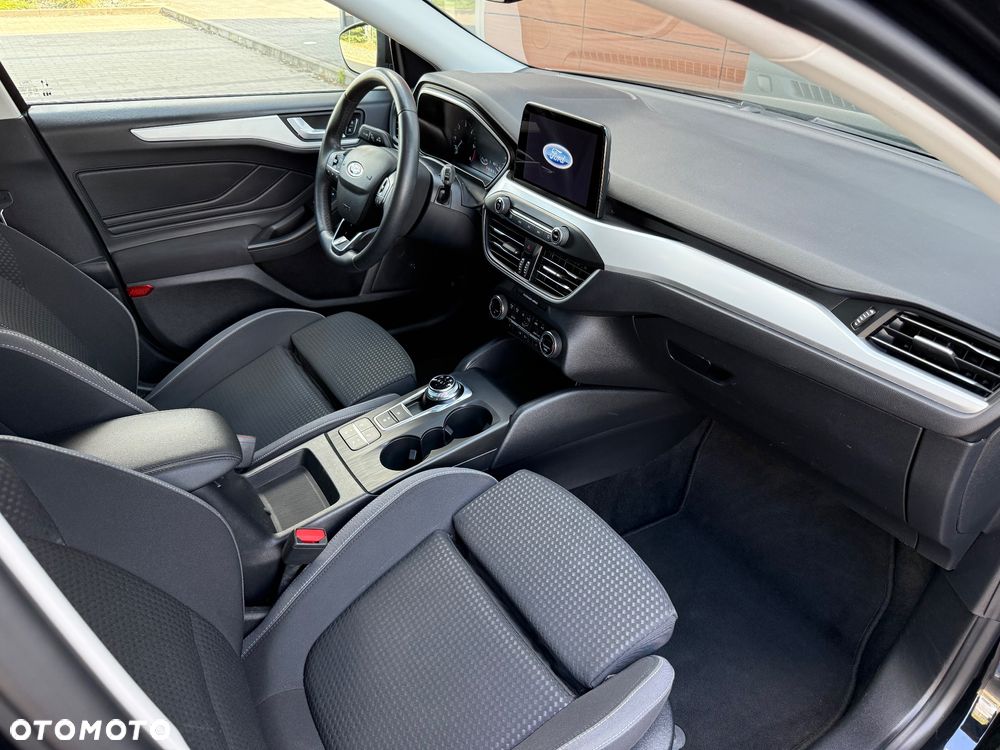 Ford Focus 2.0 EcoBlue Titanium Business - 35