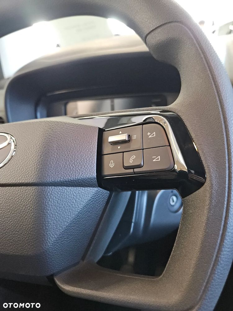 Toyota Proace City - 11