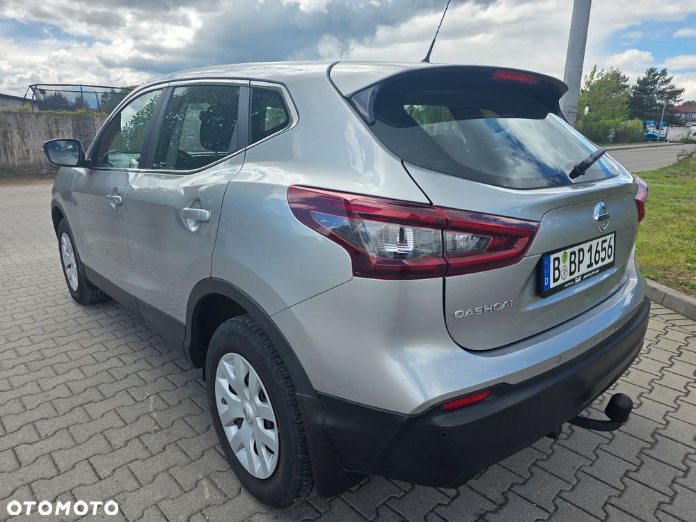 Nissan Qashqai 1.3 DIG-T SHIRO - 3