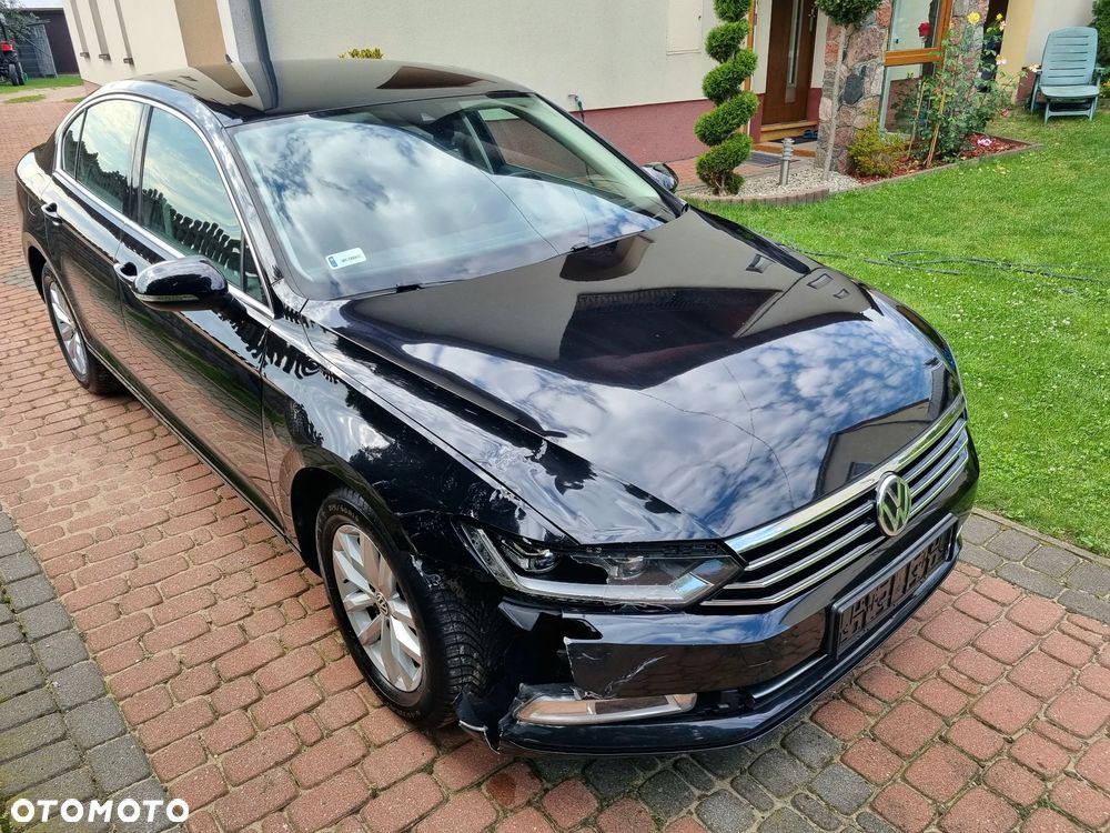Volkswagen Passat 1.8 TSI BMT Comfortline - 2