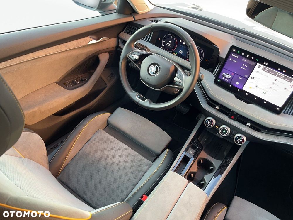Skoda Superb 2.0 TDI SCR Selection DSG - 34