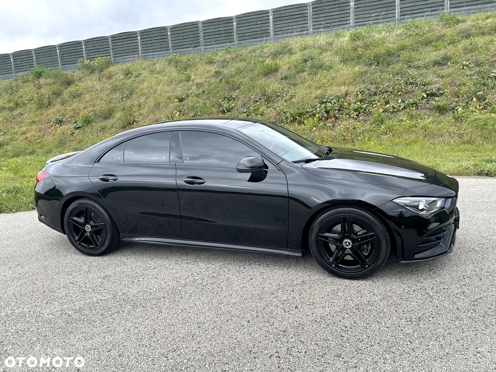 Mercedes-Benz CLA 250 4-Matic AMG Line 7G-DCT - 2