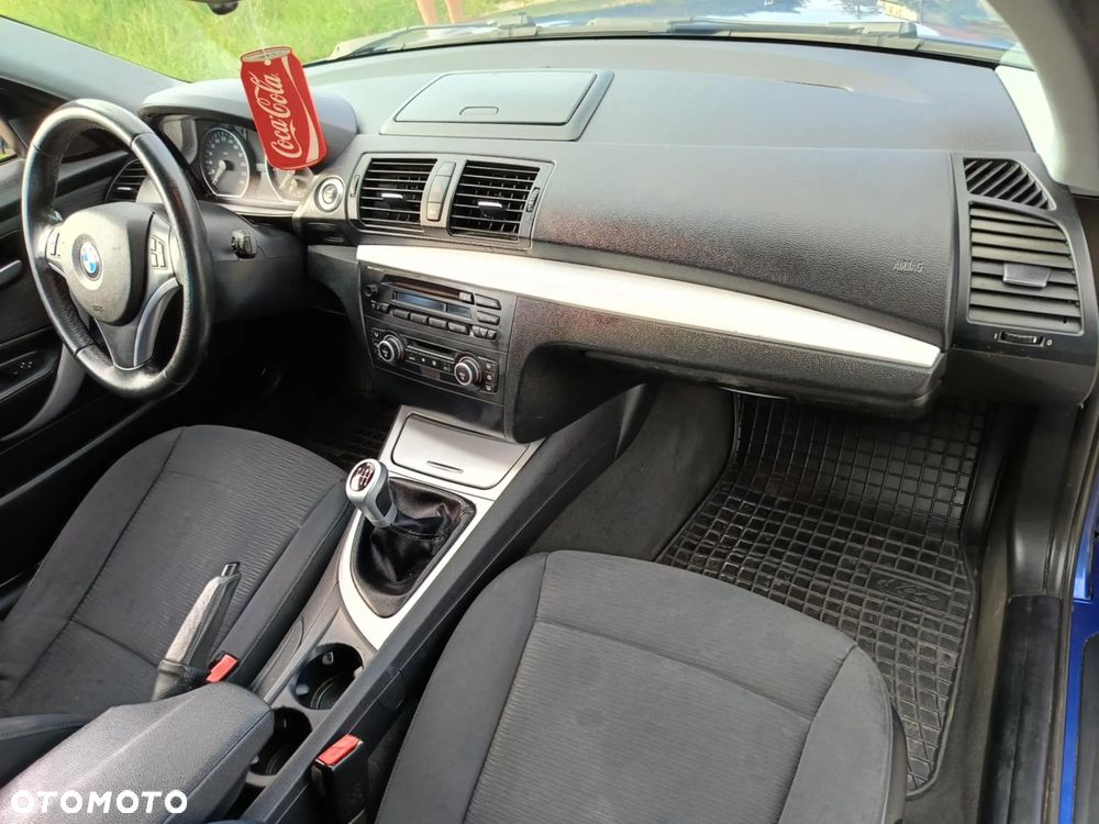 BMW Seria 1 116i - 11