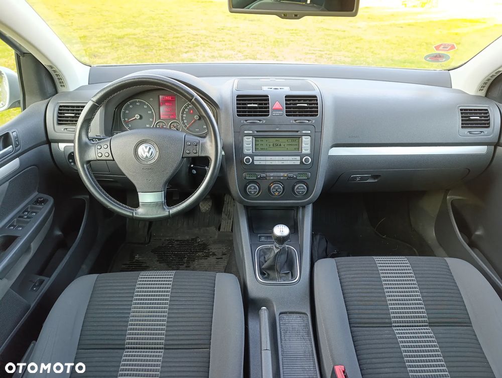 Volkswagen Golf V 1.6 Comfortline - 10