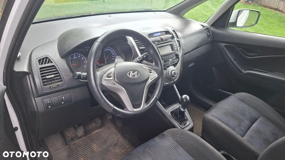 Hyundai ix20 1.4 Comfort - 11