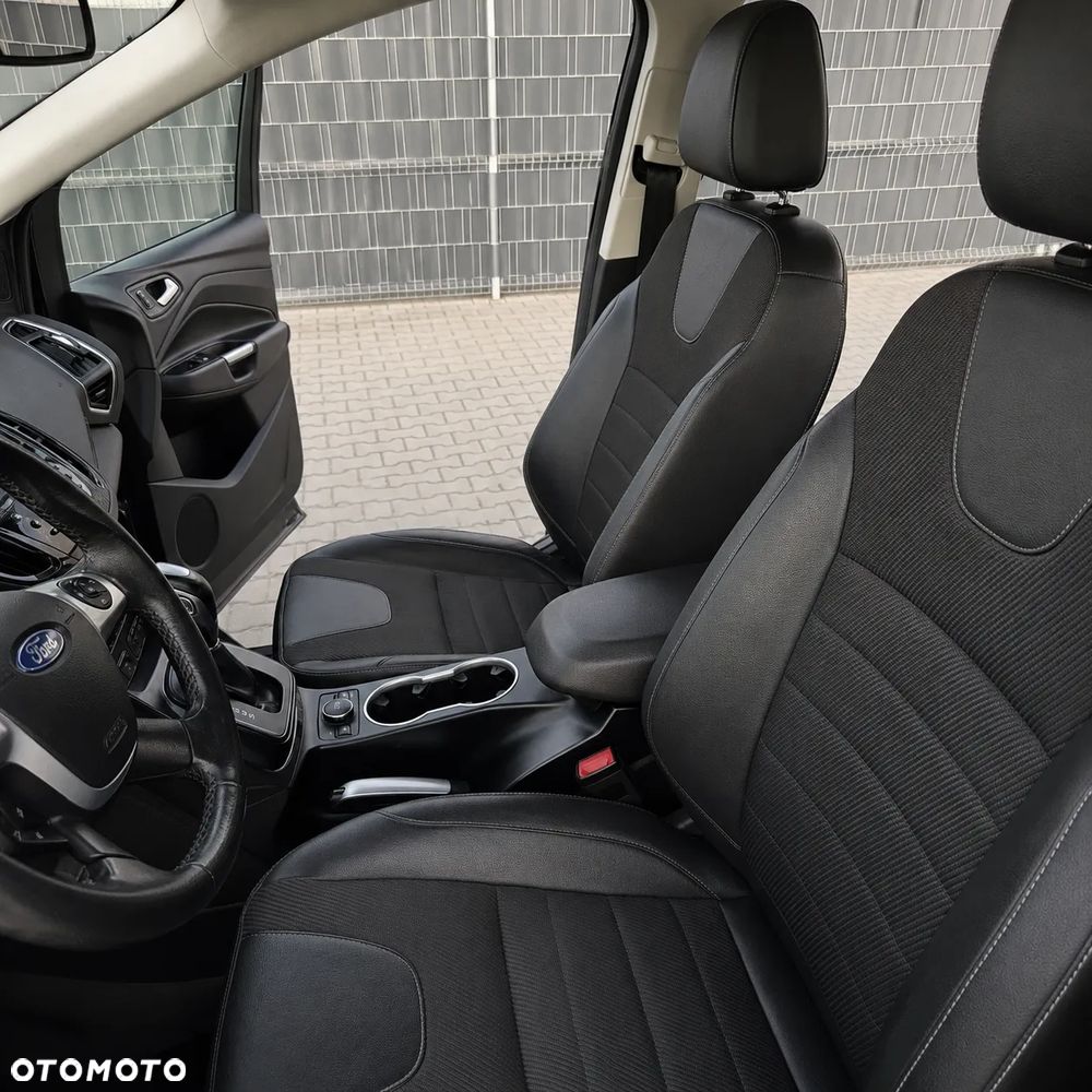 Ford Kuga 2.0 TDCi 4WD Titanium - 19