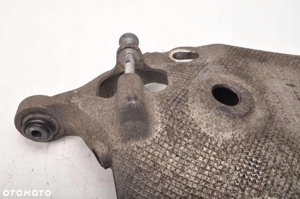 VOLVO S90 V90 V60 II S60 III  WAHACZ LEWY TYŁ  TYLNY  31387209 - 2