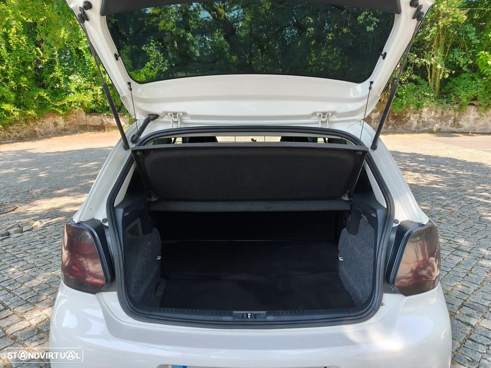 VW POLO - 11