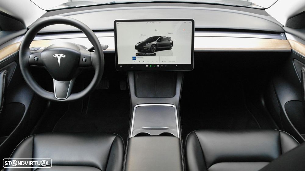 Tesla Model 3 Long Range Tração Traseira - 44