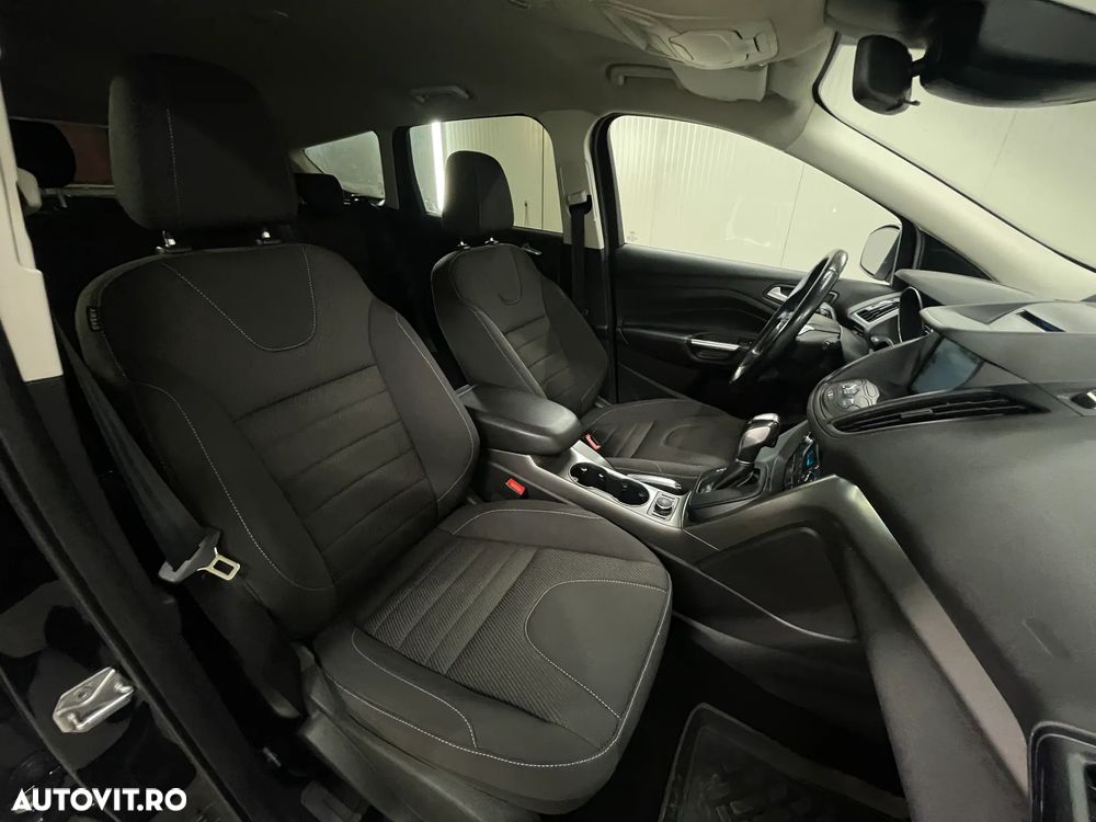 Ford Kuga 2.0 TDCi 4WD Powershift Trend - 11