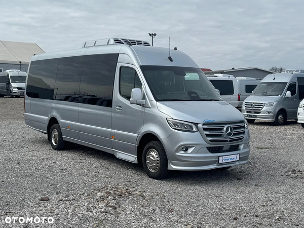 Mercedes-Benz Sprinter 519