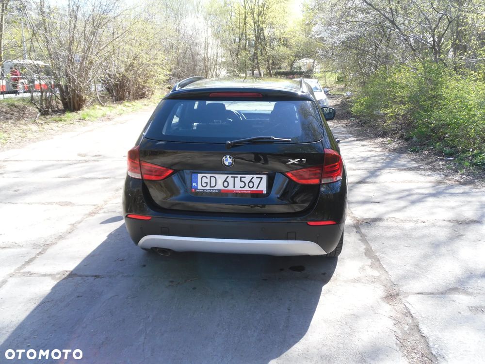 BMW X1 xDrive20d - 8