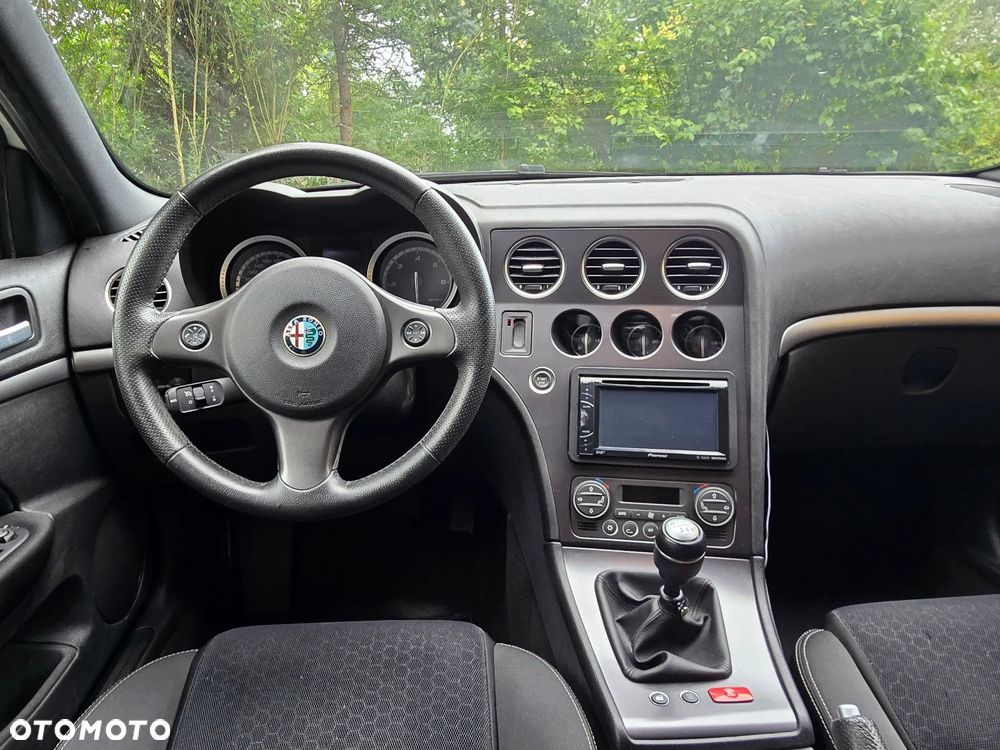 Alfa Romeo 159 2.0JTDM Sport - 11