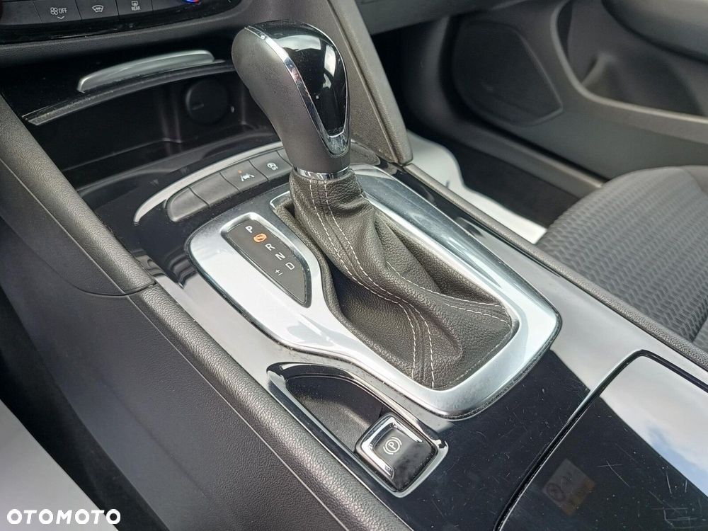 Opel Insignia 2.0 CDTI Elegance S&S - 24