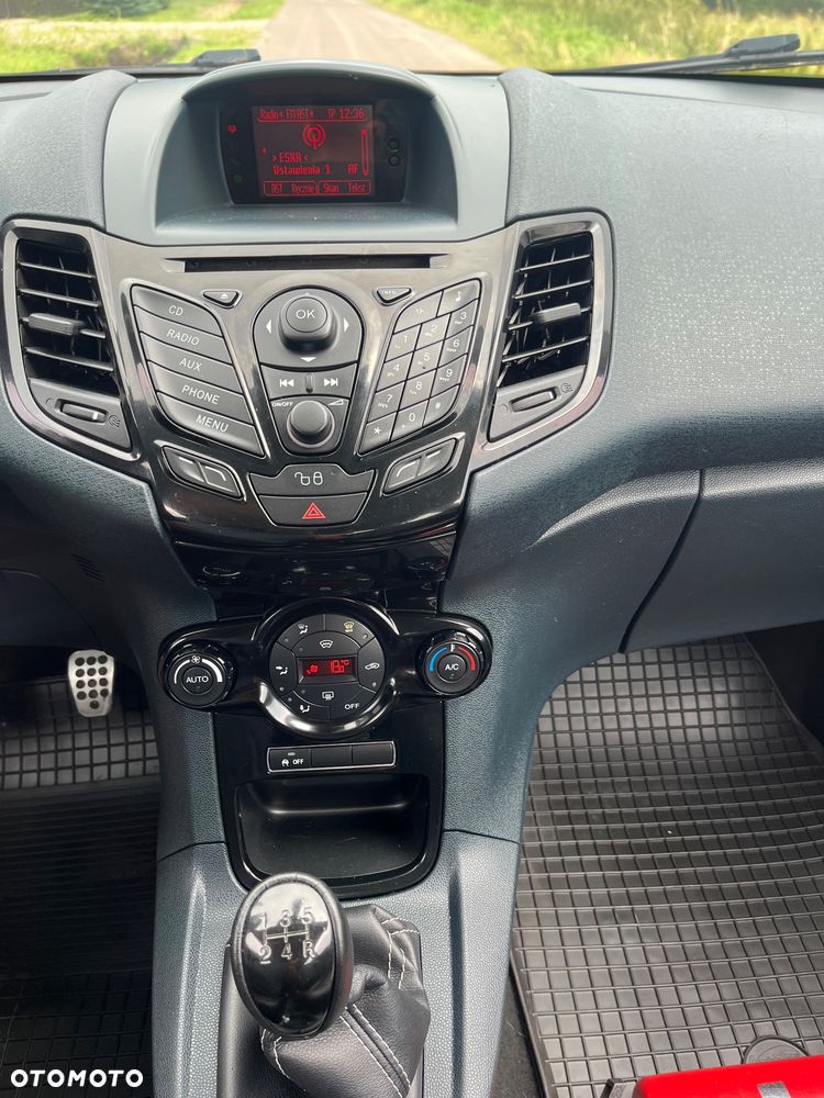 Ford Fiesta 1.6 Ti-VCT S - 21