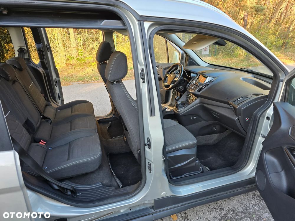 Ford Tourneo Connect 1.5 TDCi Start-Stop Titanium - 21
