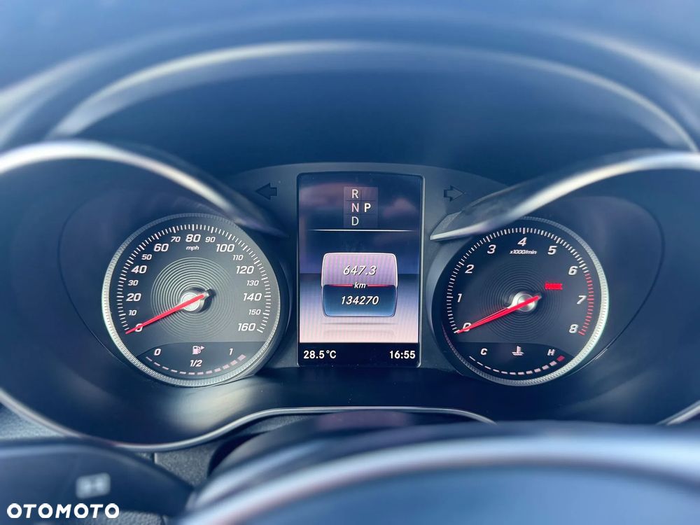 Mercedes-Benz GLC 300 Coupe 4Matic 9G-TRONIC AMG Line - 18