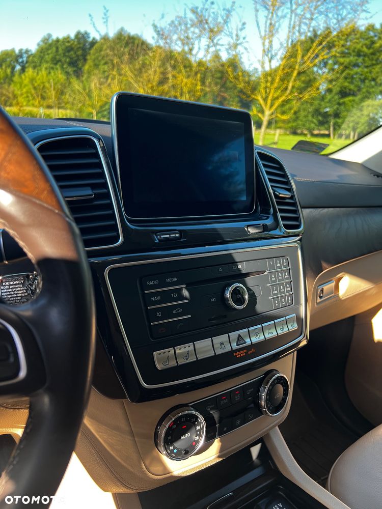 Mercedes-Benz GLE 350 d 4-Matic - 15