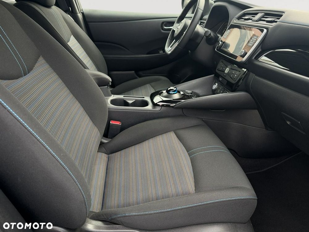 Nissan Leaf 40kWh N-Connecta - 25