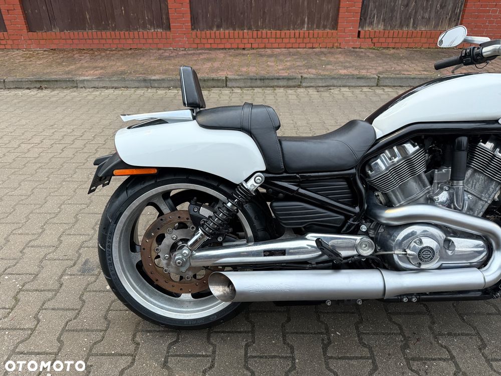 Harley-Davidson V-Rod Muscle - 7