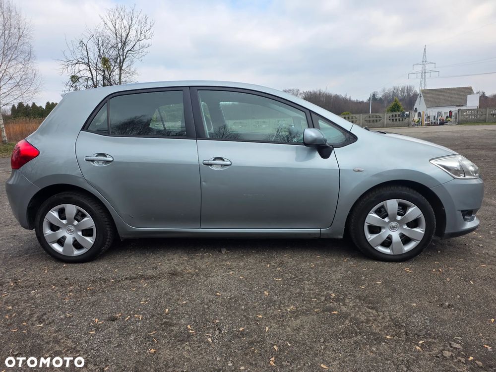 Toyota Auris 2.0 D-4D - 6