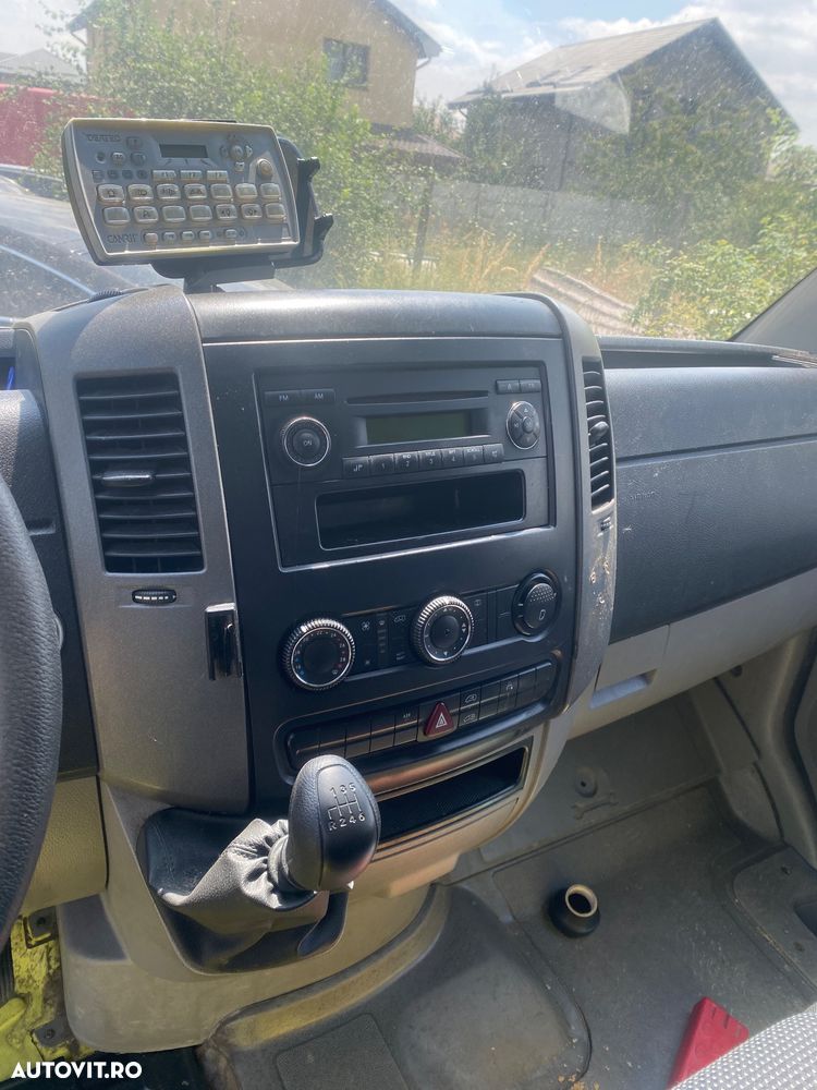 Mercedes-Benz Sprinter - 38