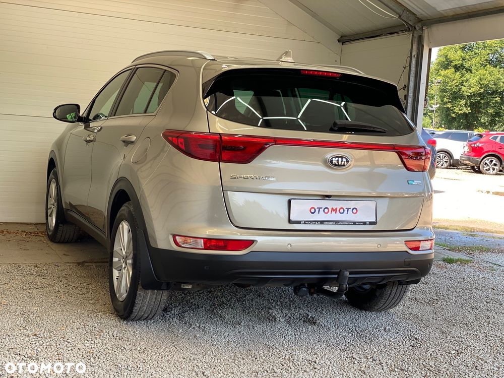 Kia Sportage 1.6 GDI 2WD DREAM-TEAM EDITION - 36