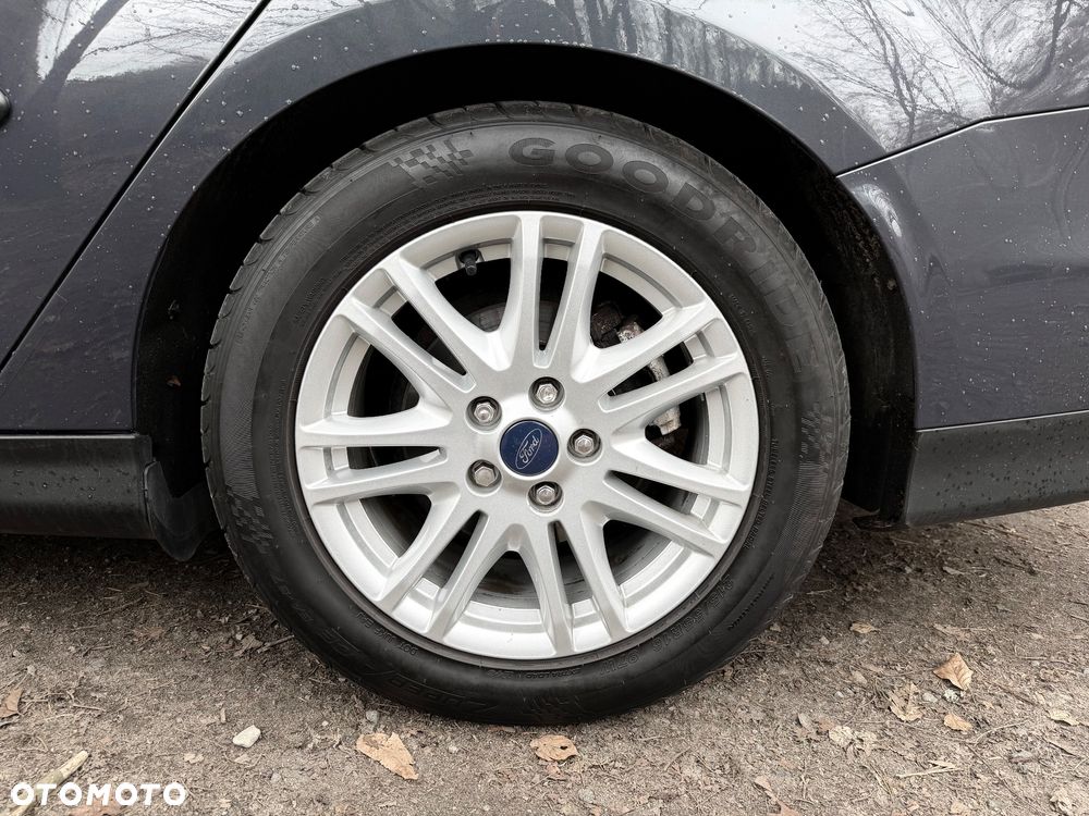 Ford Focus 1.0 EcoBoost Titanium - 11