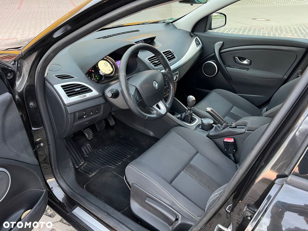 Renault Megane Grandtour TCe 130 Dynamique - 20