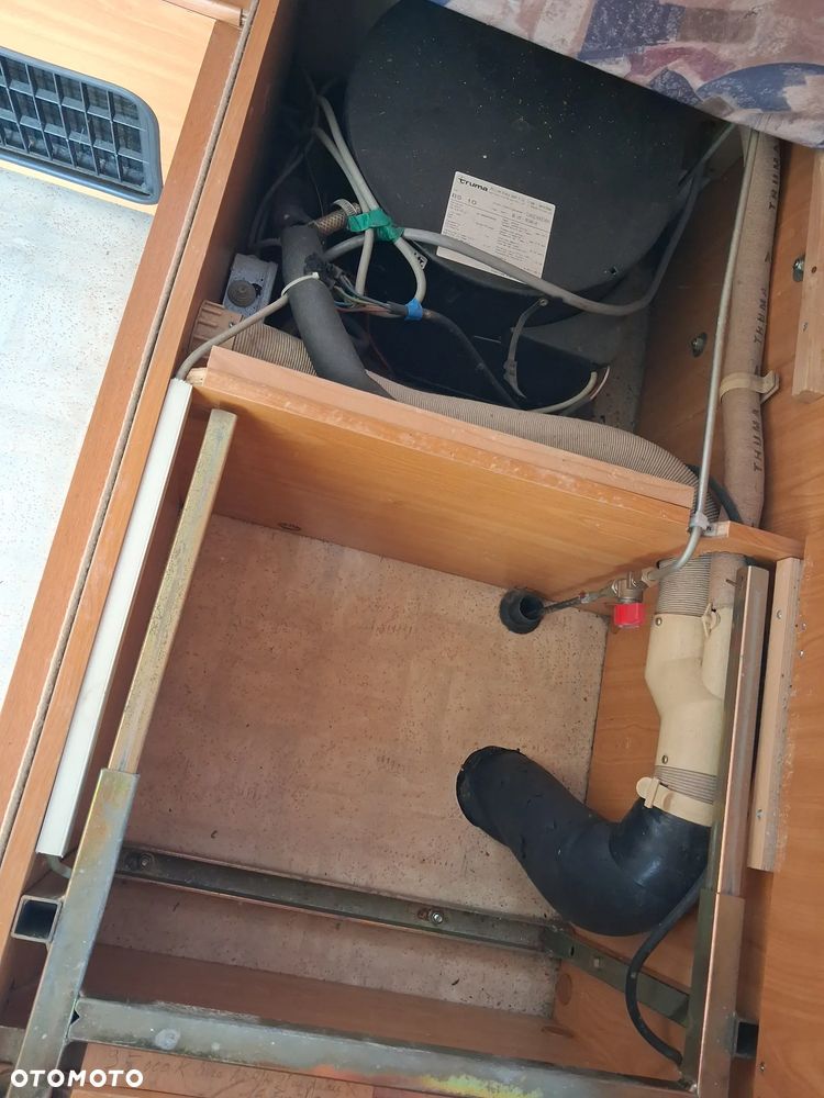 Toyota Hilux polycompsit loge mobile - 19