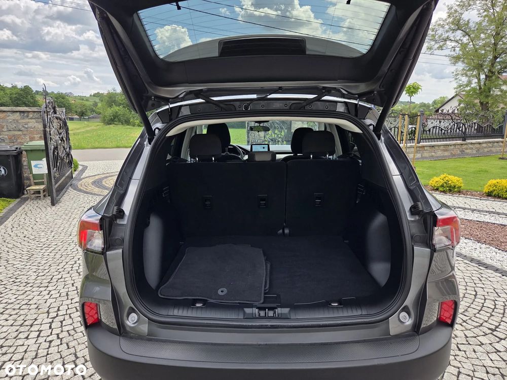 Ford Kuga 1.5 EcoBoost ST-LINE - 9