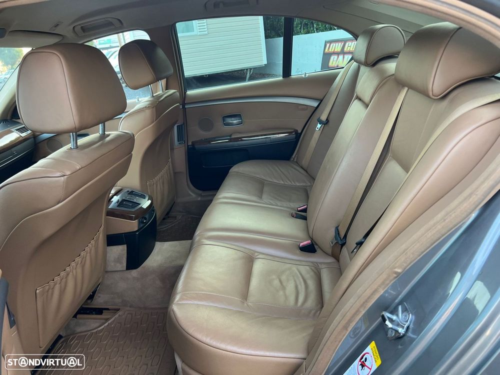 BMW 730 dA - 7