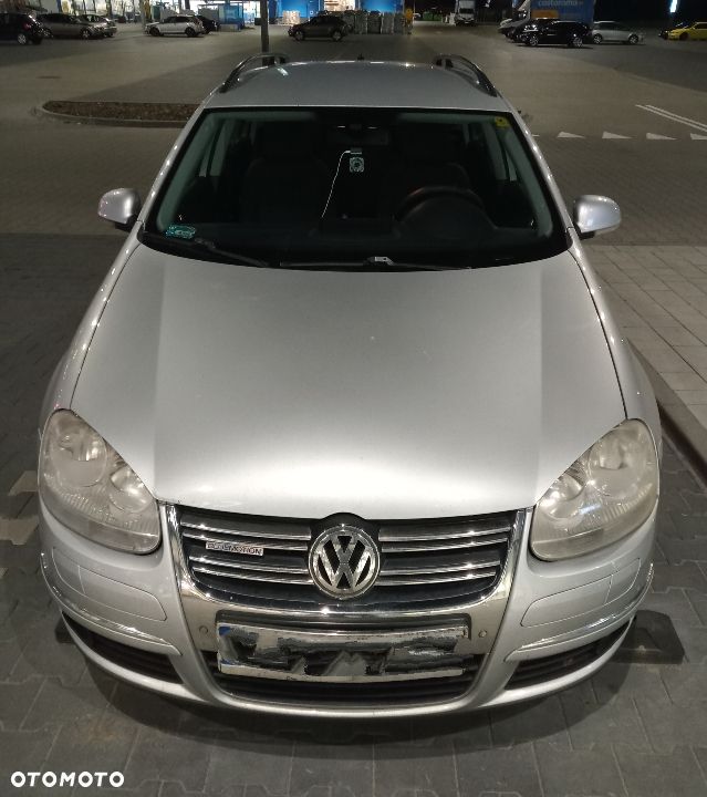 Volkswagen Golf 1.9 TDI DPF Trendline BlueMotion - 4