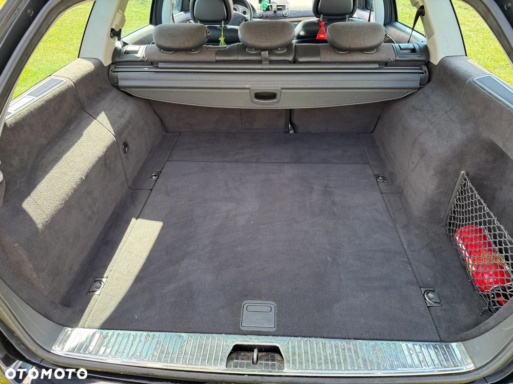 Mercedes-Benz Klasa E 220 CDI Automatik Avantgarde DPF - 21
