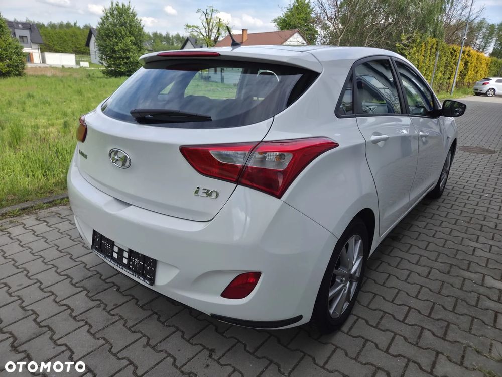 Hyundai i30 1.4 Trend - 3
