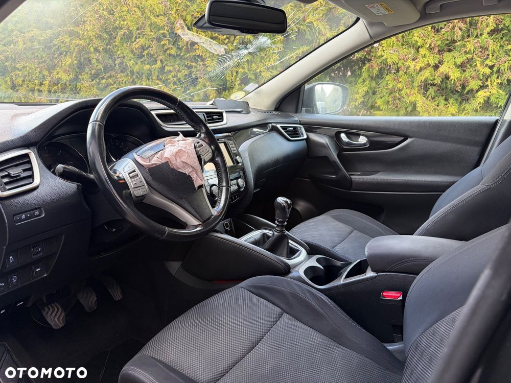 Nissan Qashqai - 16