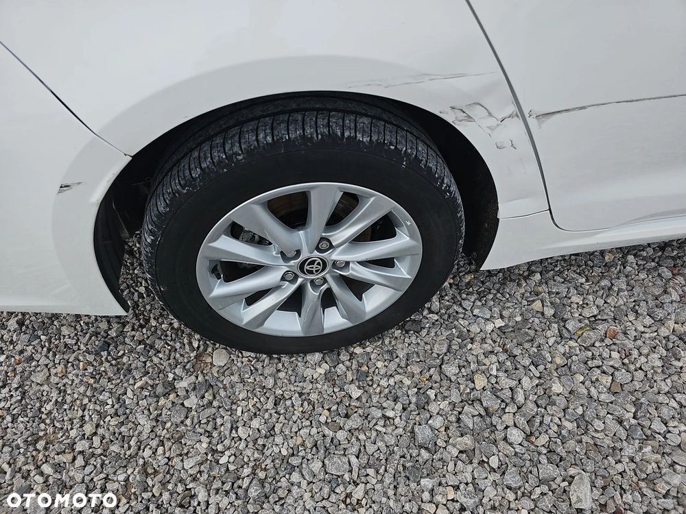 Toyota Corolla 1.8 Hybrid Comfort - 27