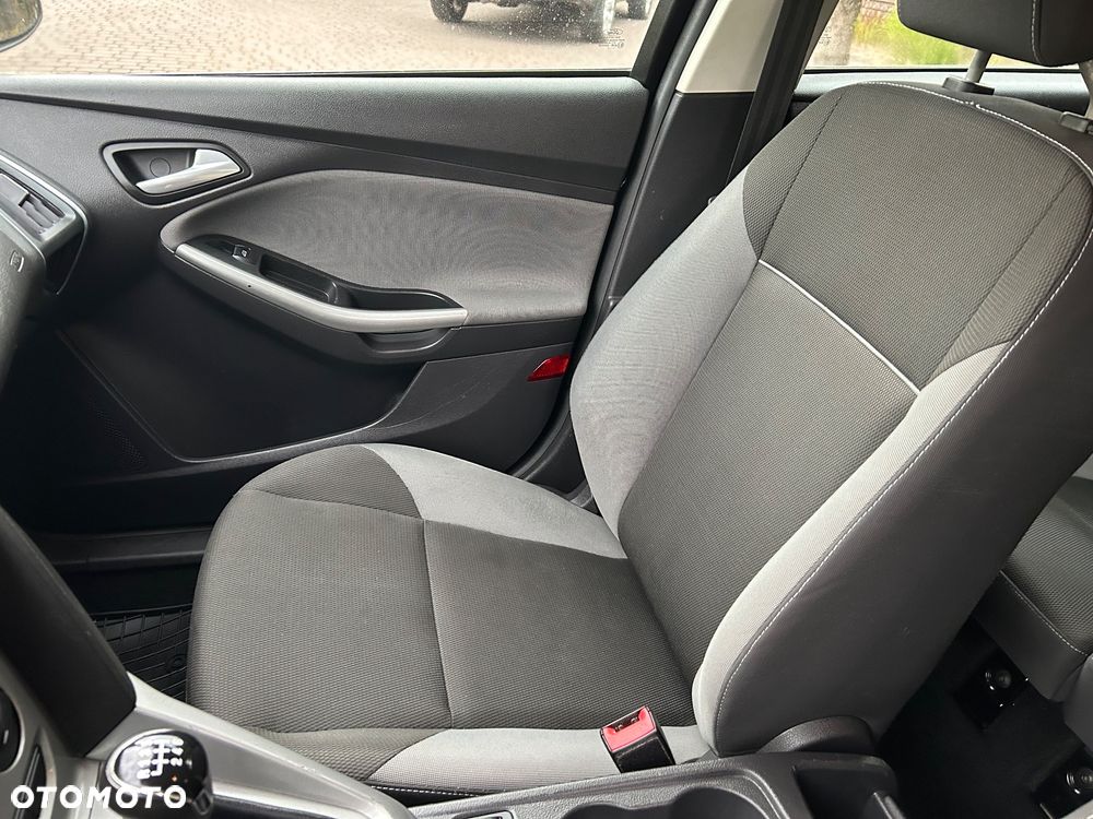 Ford Focus 1.6 TDCi DPF Trend - 15