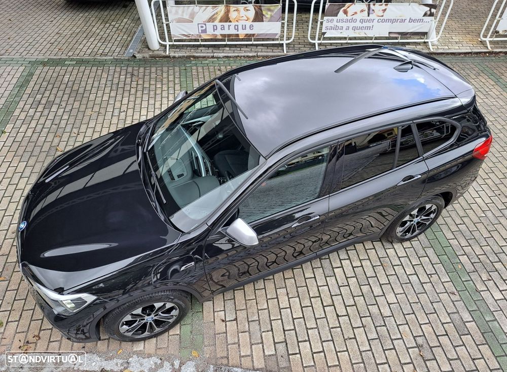 BMW X1 25 e xDrive Corporate Edition - 24