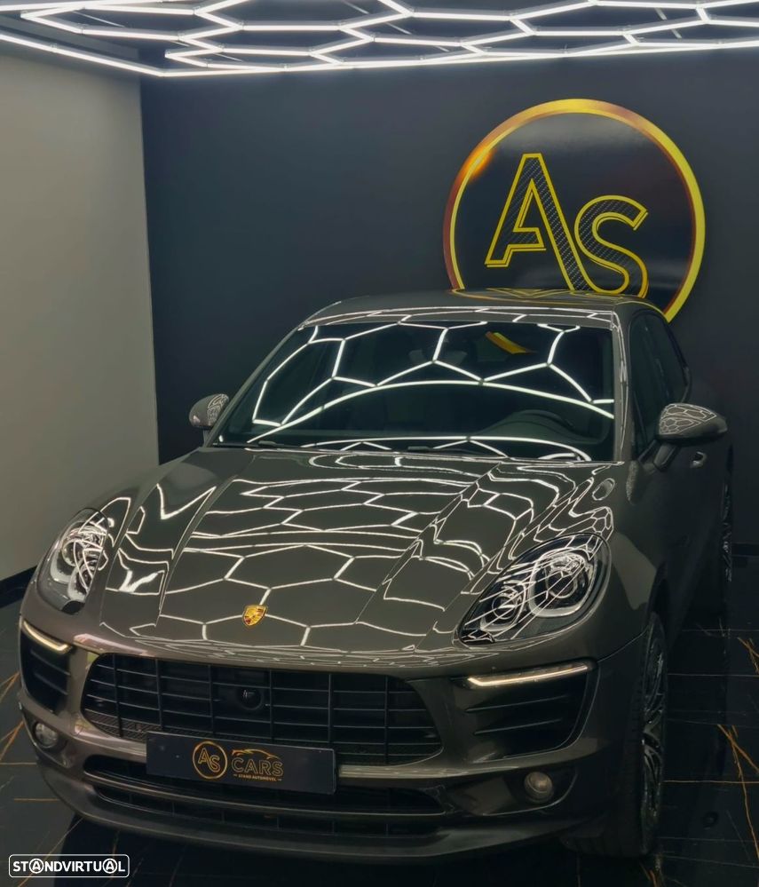 Porsche Macan - 32